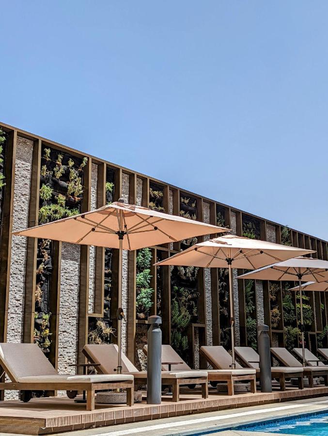 Citadines Abha Lejlighedshotel Eksteriør billede The restaurant's patio