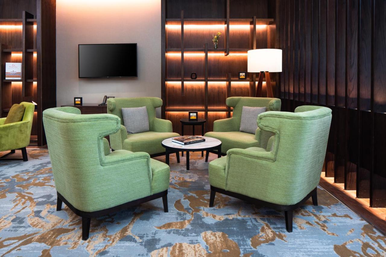 Citadines Abha Lejlighedshotel Eksteriør billede The lounge at the airport